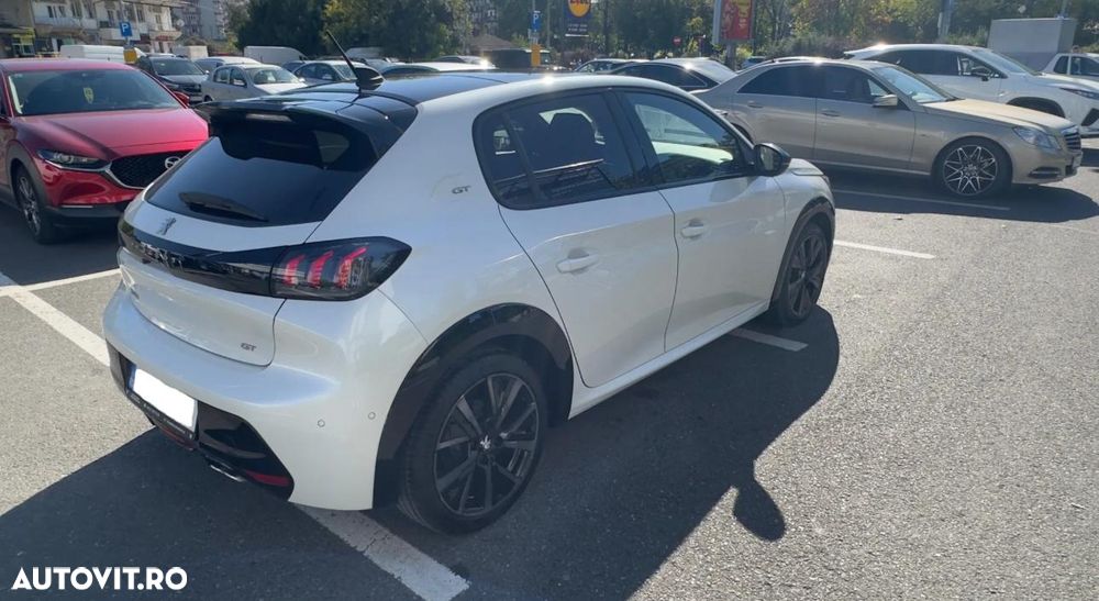 Peugeot 208 1.2 L PureTech STT EAT8 GT Pack - 8