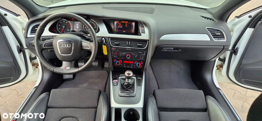 Audi A4 Avant 1.8 TFSI quattro S line Sportpaket (plus) - 6