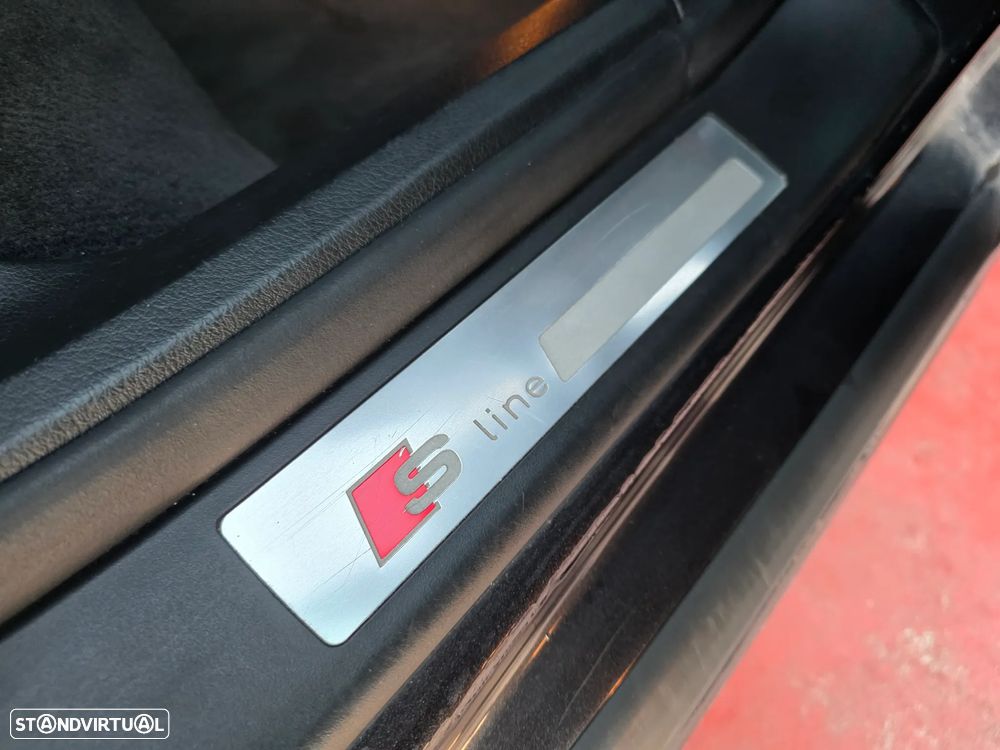 Audi A4 Avant 2.0 TDI S-line - 14