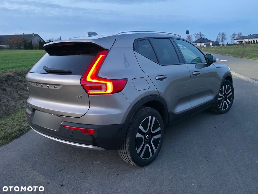 Volvo XC 40 - 4