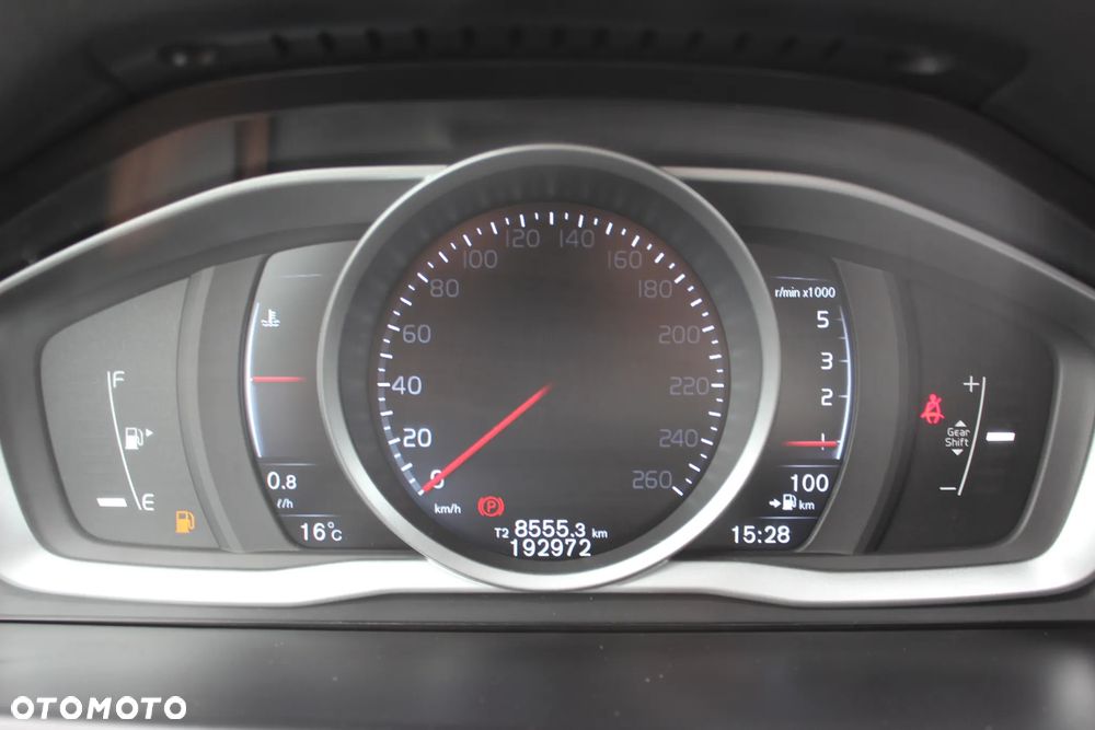 Volvo V70 D3 Drive-E Kinetic - 13