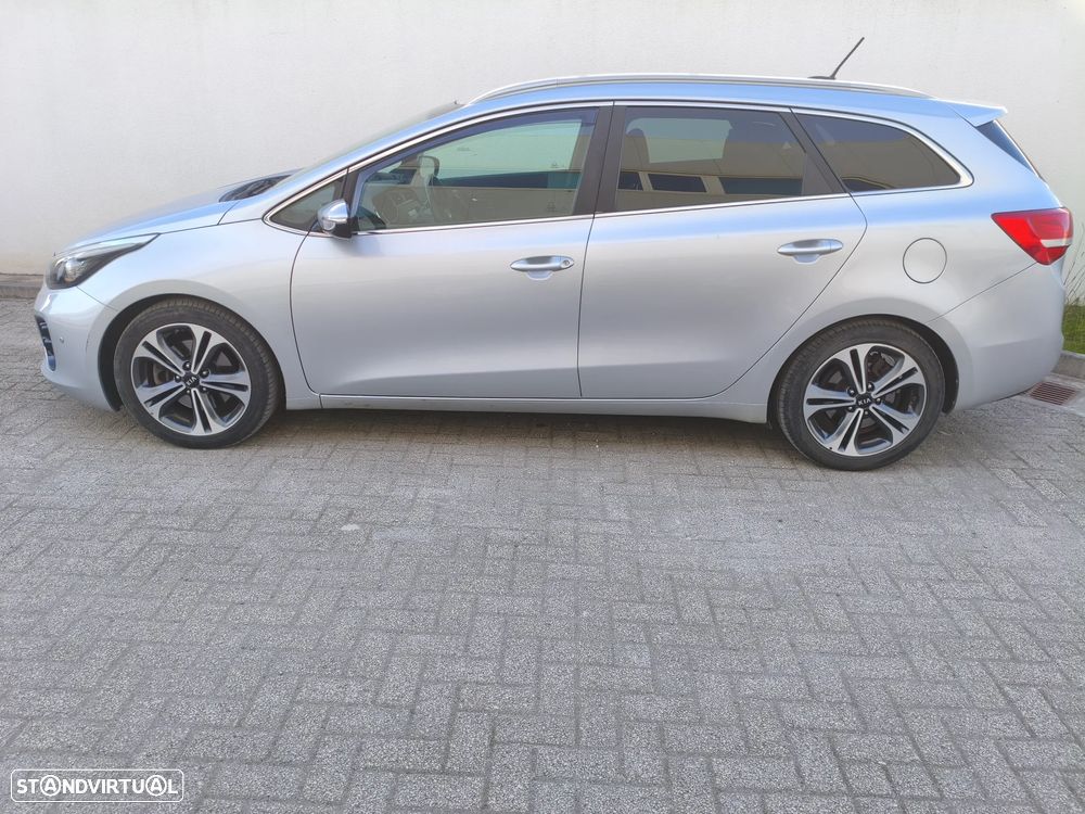 Kia Ceed SW 1.6 CRDi GT Line 7DCT - 8