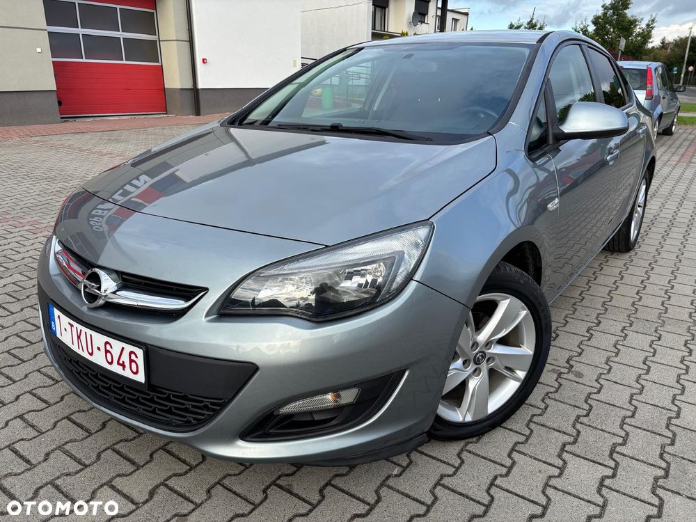 Opel Astra 1.6 Exklusiv - 3