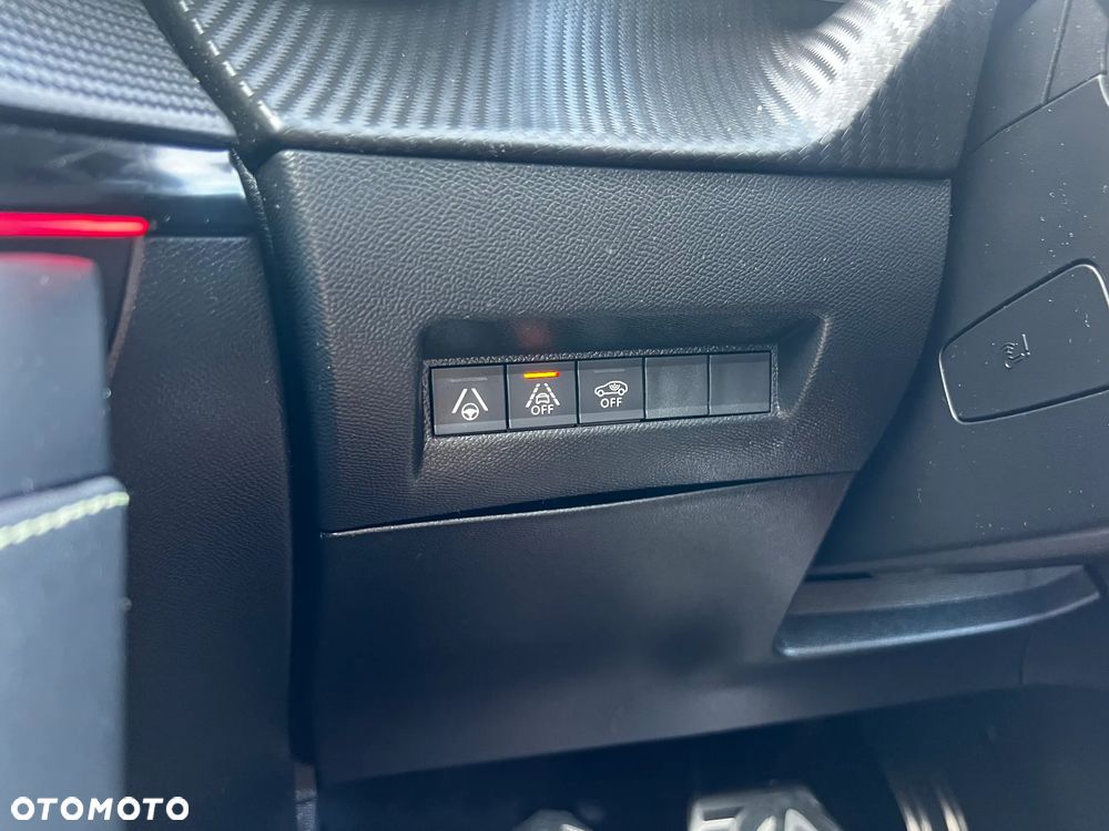 Peugeot 208 Elektromotor 136 GT - 29