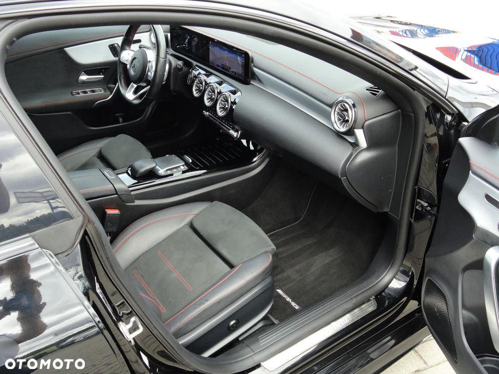Mercedes-Benz CLA 200 7G-DCT Edition AMG Line - 9