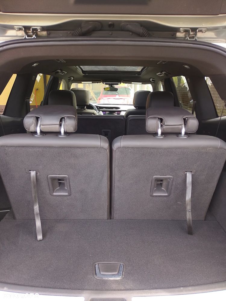 Cadillac XT6 - 9
