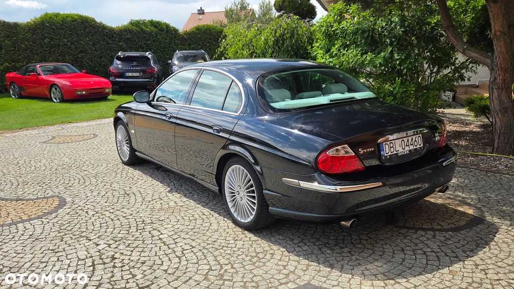 Jaguar S-Type - 27