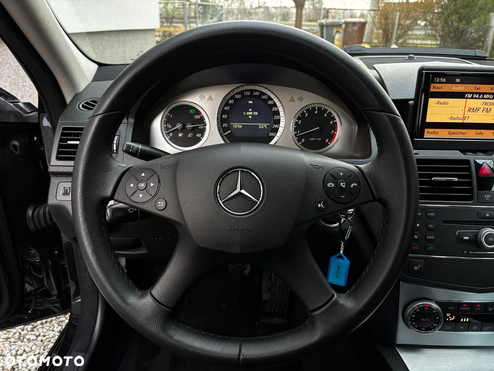 Mercedes-Benz Klasa C 180 Kompressor Avantgarde - 33