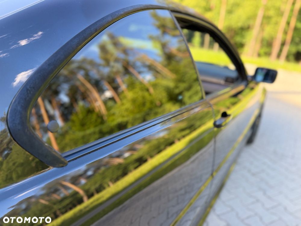 BMW Seria 3 - 32