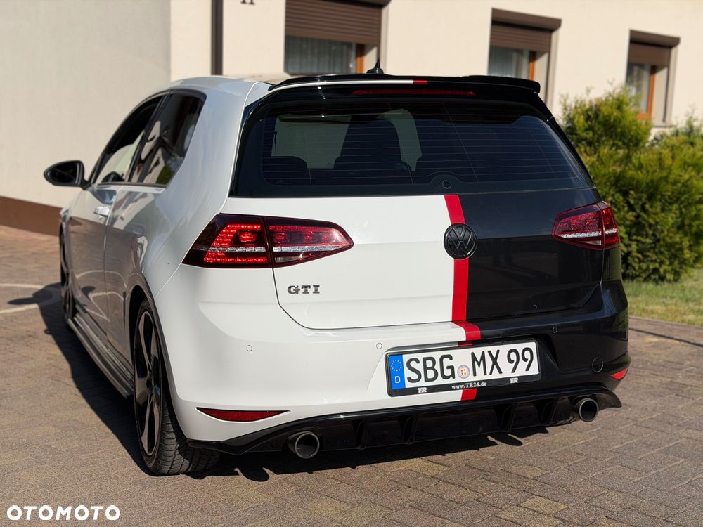 Volkswagen Golf GTI BlueMotion Technology - 16