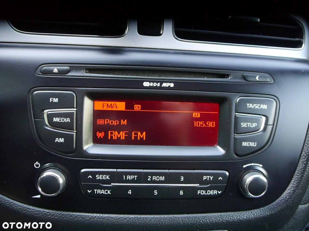 Kia Ceed 1.6 GDI Spirit - 19