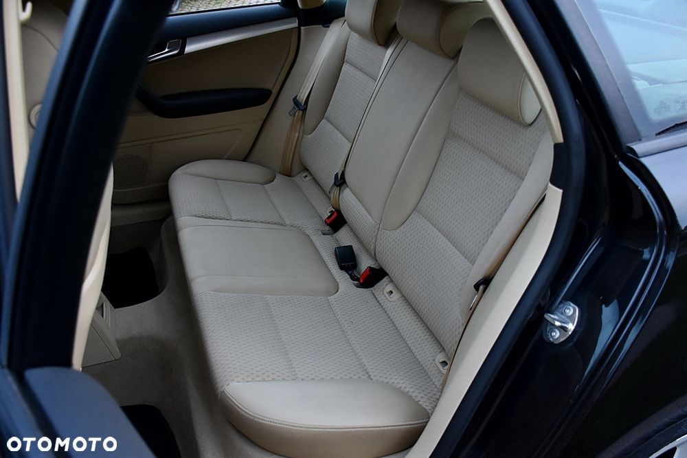 Audi A3 Sportback 1.6 Ambition - 31