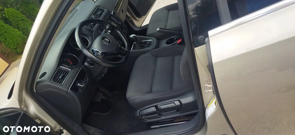 Volkswagen Jetta - 21