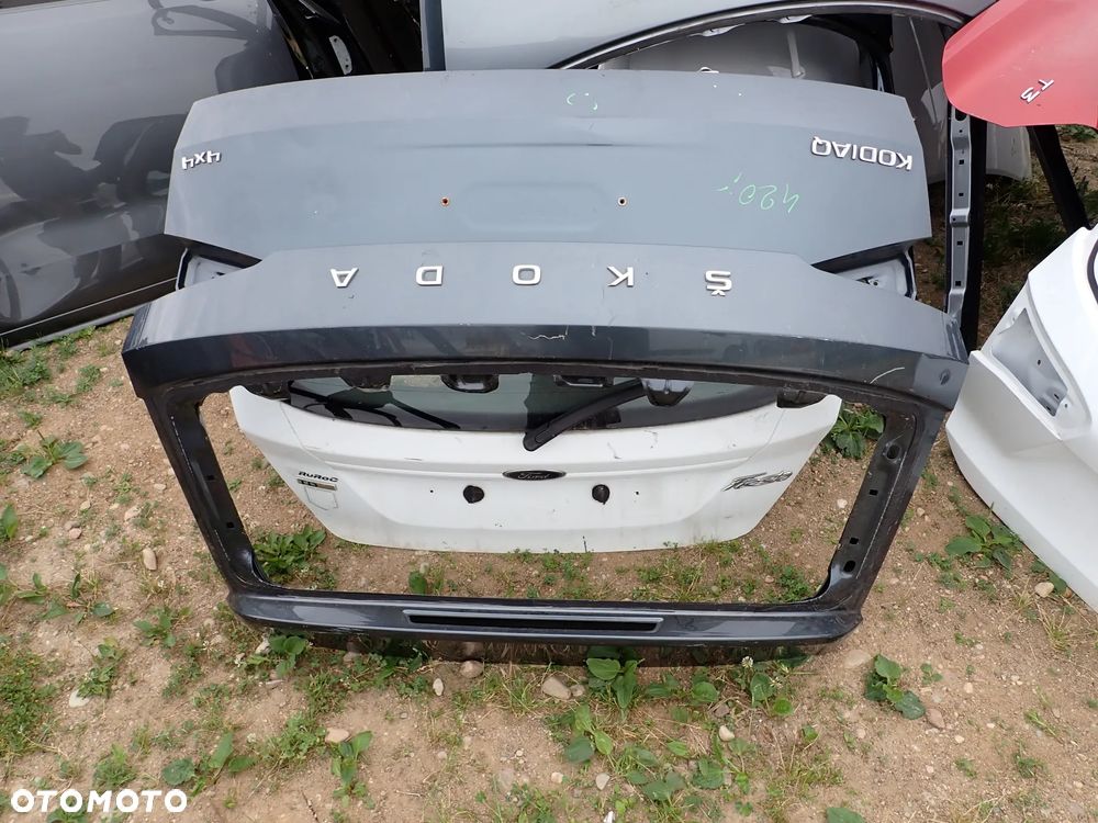 SKODA KODIAQ KLAPA BAGAŻNIKA - 1