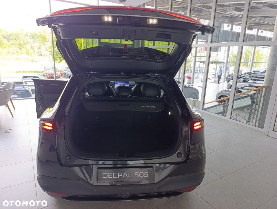 Changan Deepal S05 - 15