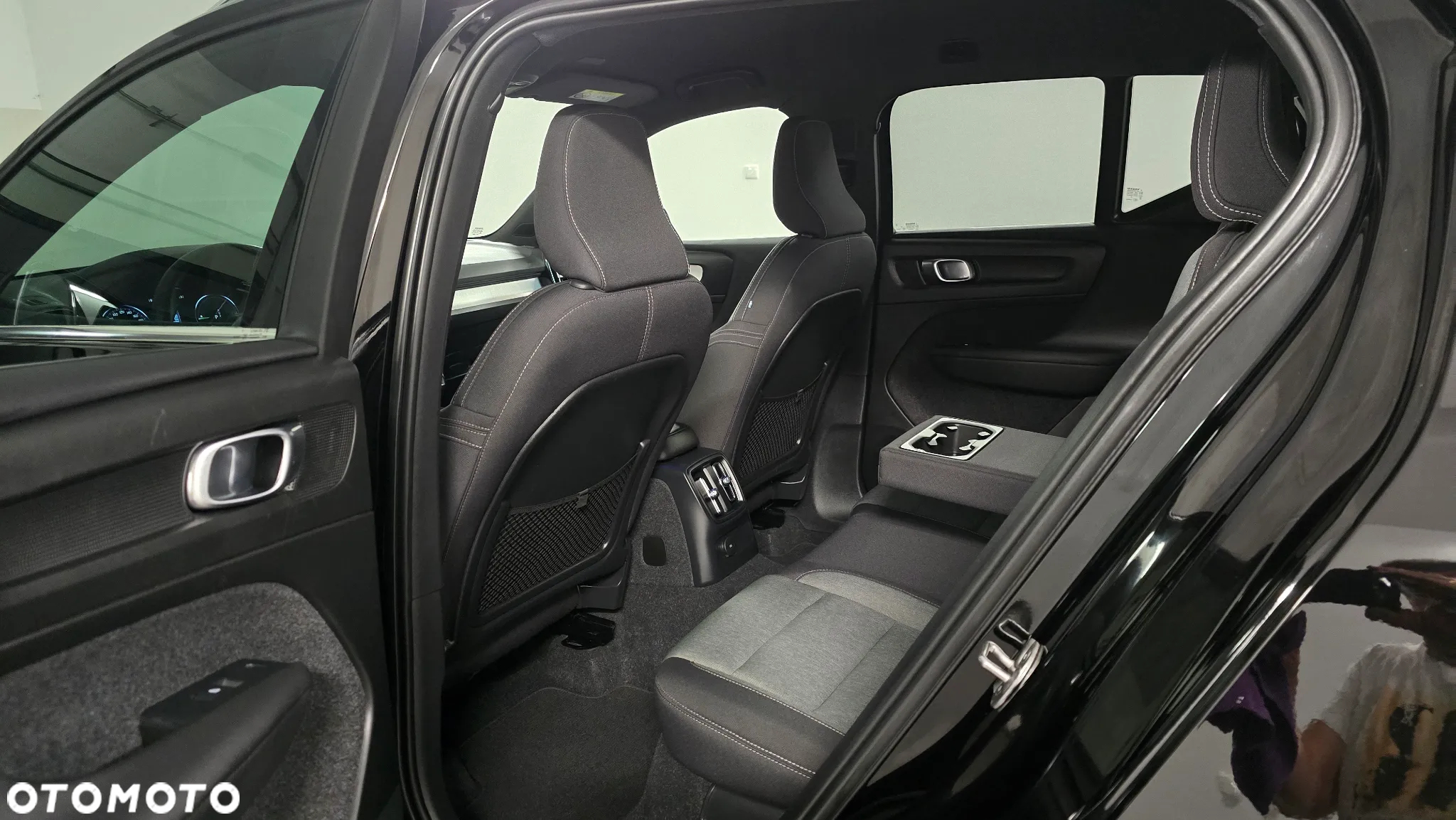 Volvo XC 40 T4 Recharge DKG Plus Dark - 8