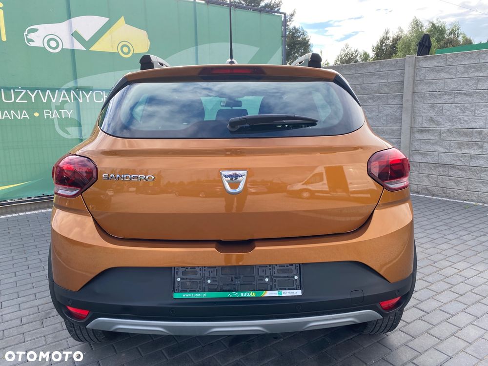 Dacia Sandero Stepway TCe 100 Celebration - 8