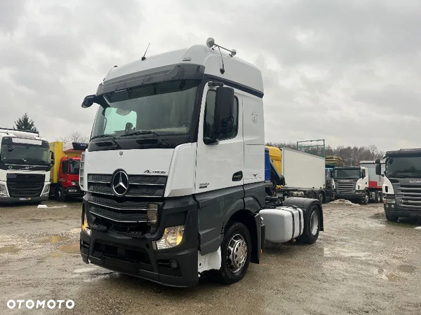 Mercedes-Benz Actros 1842