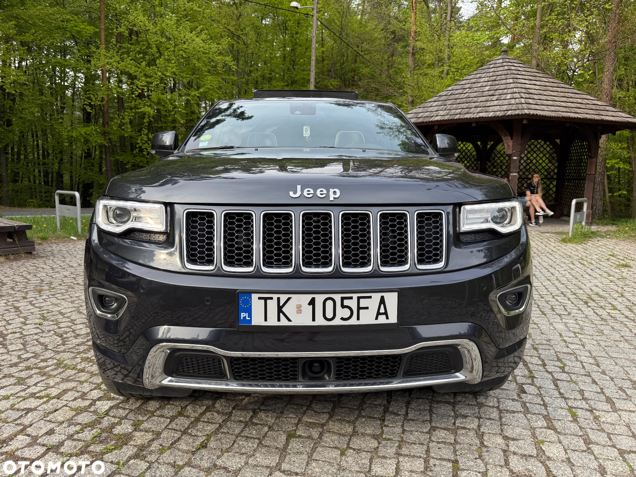 Jeep Grand Cherokee - 38