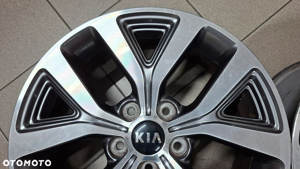 Felgi Aluminiowe 17 Kia Sportage III 5x114.3 ET 40 - 13