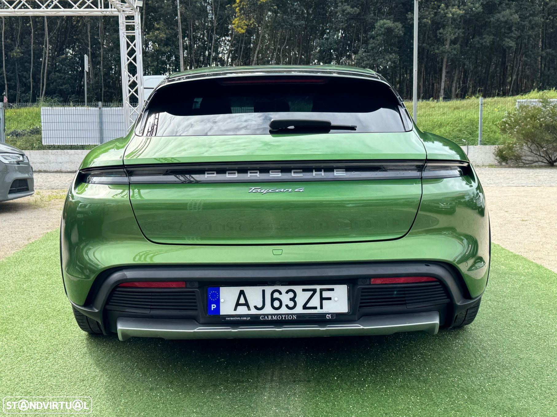 Porsche Taycan Cross Turismo 4 - 40
