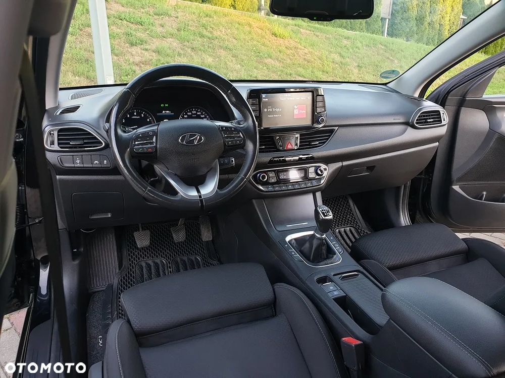 Hyundai i30 1.4 T-GDI Premiere Style - 16