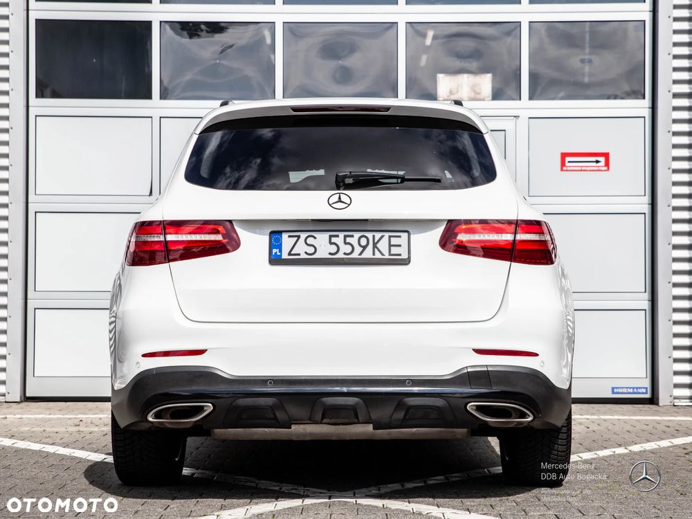 Mercedes-Benz GLC - 16
