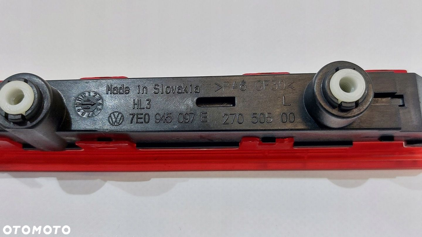 DODATKOWE ŚWIATŁO STOP LEWY TYŁ VW TRANSPORTER T5 LIFT T6 7E0945097E - 3