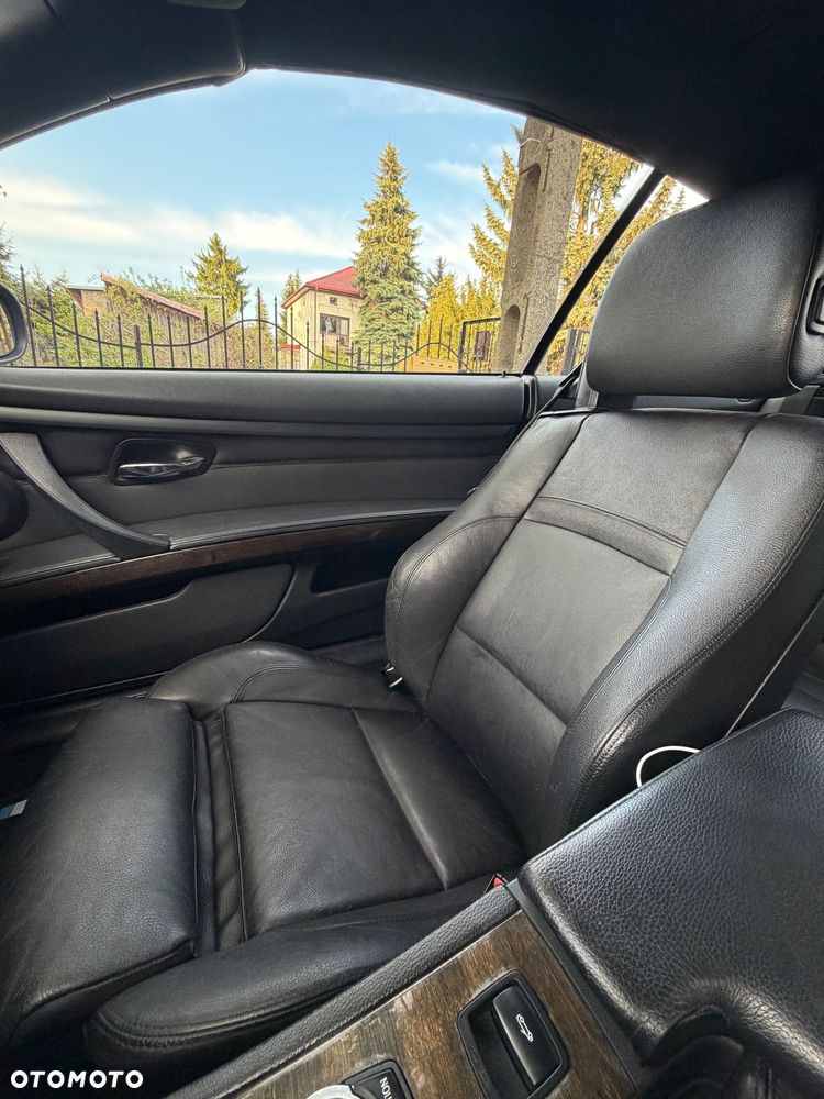 BMW Seria 3 335i M Sport Edition - 12