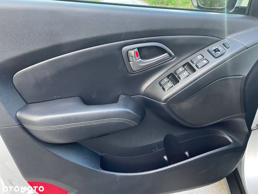 Hyundai ix35 1.6 2WD blue Comfort - 23