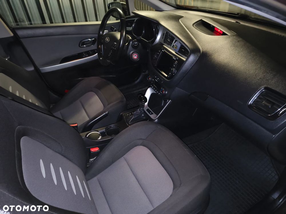 Kia Ceed 1.6 CRDi L - 22
