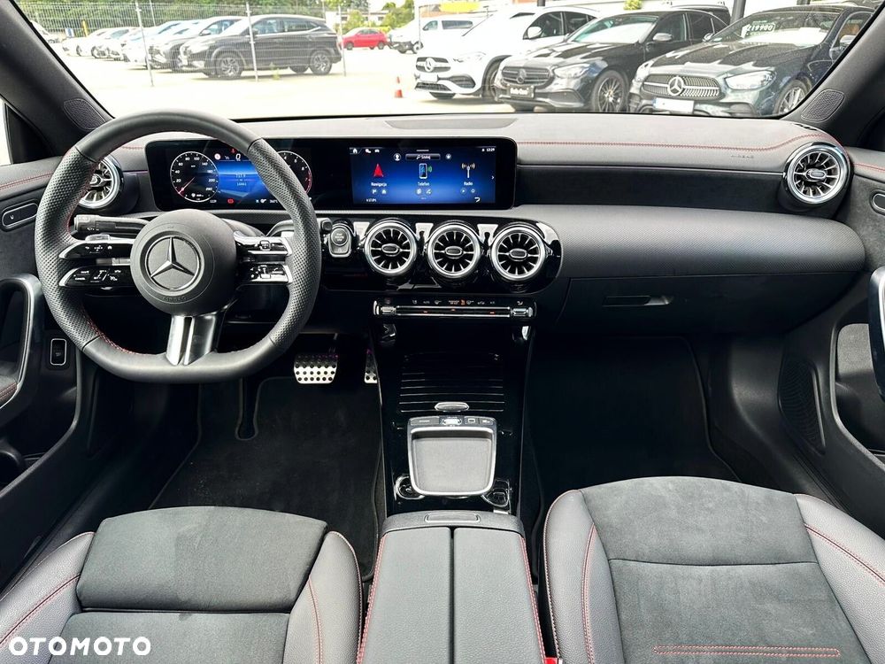 Mercedes-Benz CLA - 8