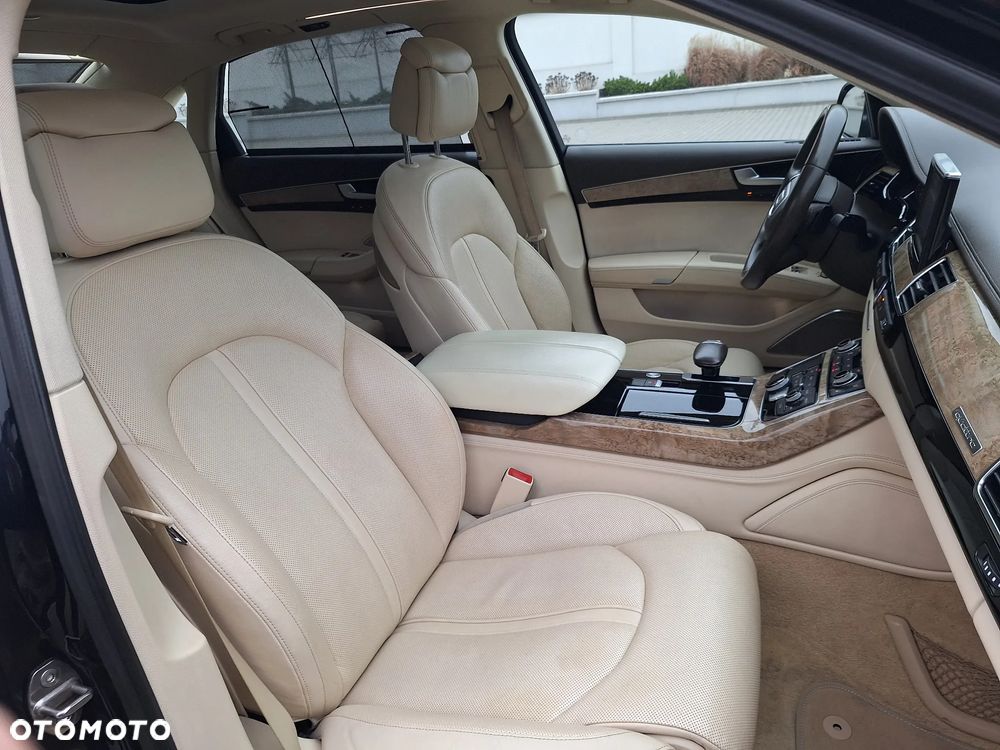 Audi A8 4.2 FSI L Quattro - 15