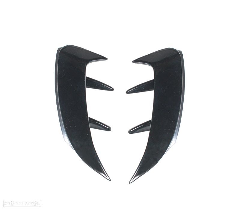 FRISOS TRASEIROS MERCEDES W177 18- BERLINA LOOK AMG PRETO BRILHANTE - 4