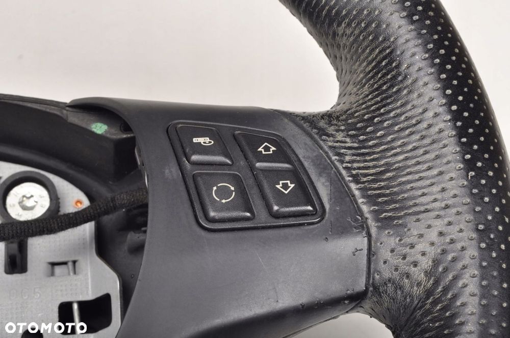 BMW E82 KIEROWNICA MULTIFUNKCYJNA M-PAKIET SKÓRA - 4