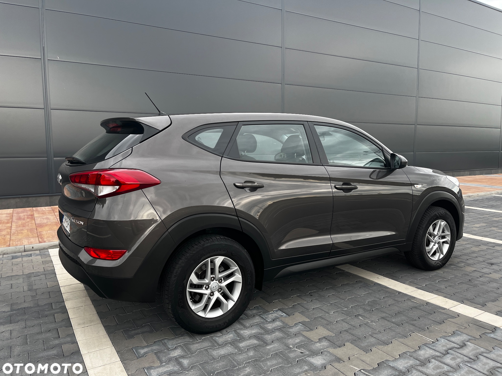 Hyundai Tucson 1.6 GDI BlueDrive Comfort 2WD - 8
