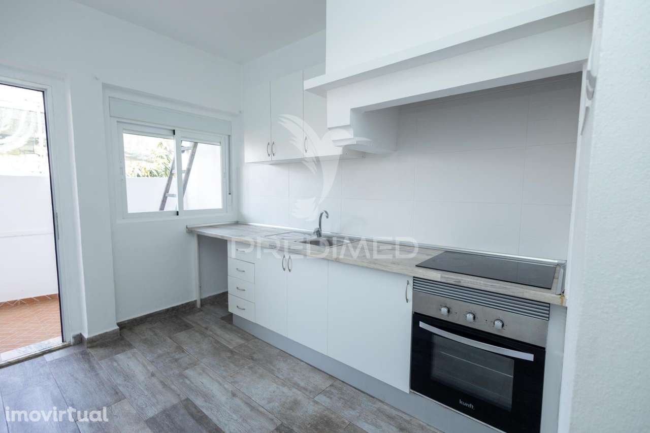 Apartamento T2+1 renovado com Terraço, em Vila Viçosa - Grande imagem: 2/38