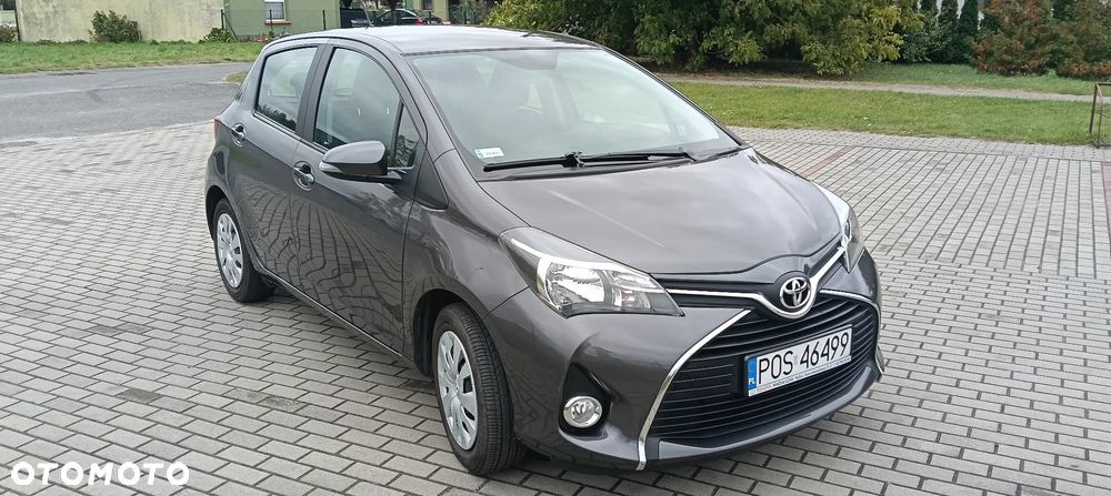 Toyota Yaris 1.33 Premium EU6 - 5