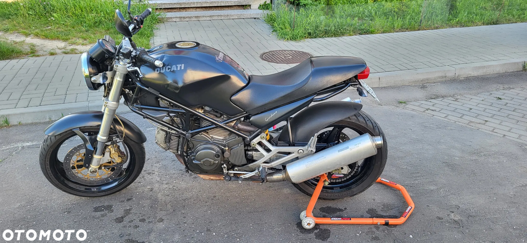 Ducati Monster - 2