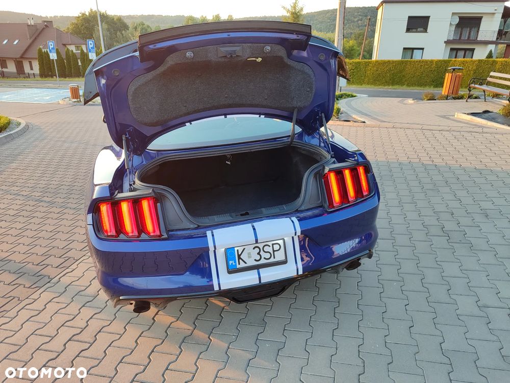 Ford Mustang 3.7 V6 - 8