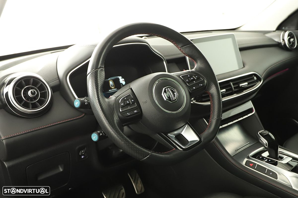 MG EHS 1.5 T-GDI Plug-in Hybrid Luxury - 7