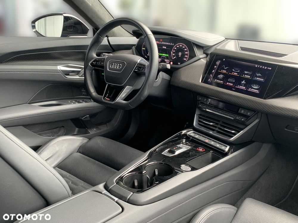Audi RS e-tron GT - 16