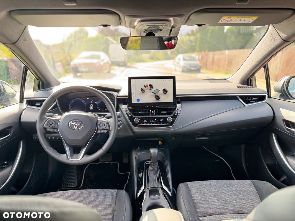 Toyota Corolla 2.0 Hybrid Style - 12