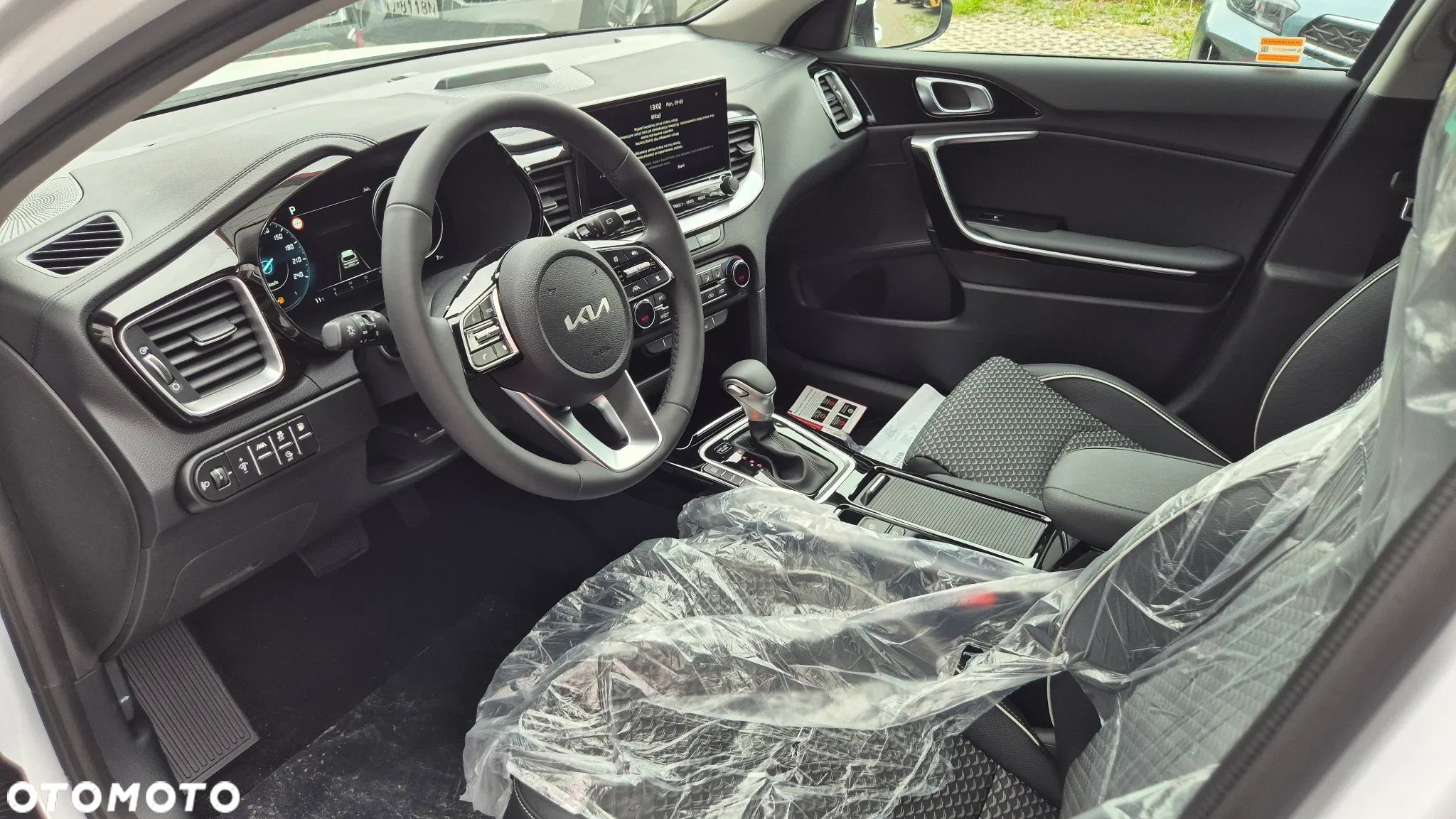 Kia Ceed 1.6 GDI PHEV Business Line DCT - 11