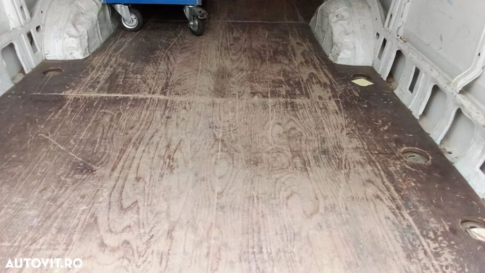 Iveco Daily 35S13 - 4