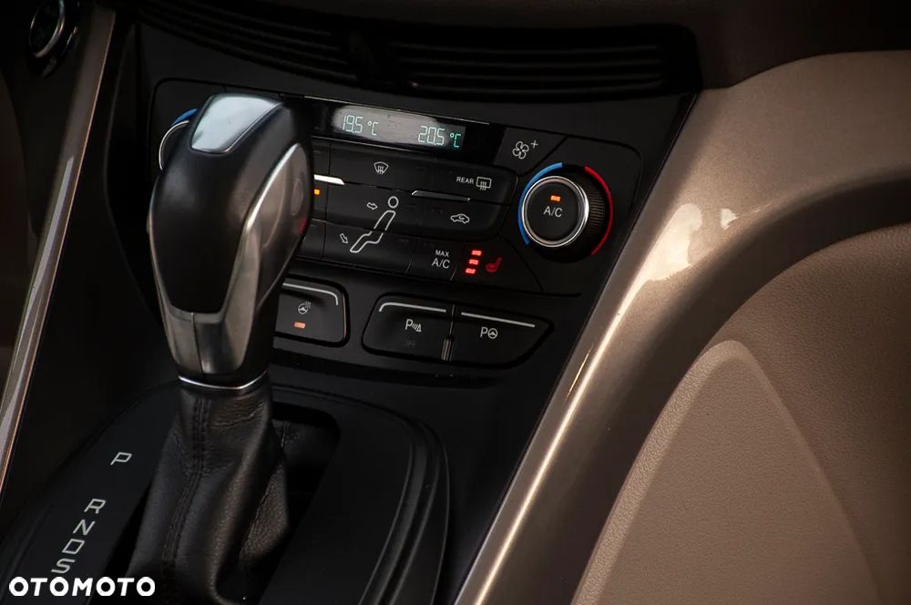 Ford C-MAX 1.5 EcoBoost Start-Stop-System Titanium - 24