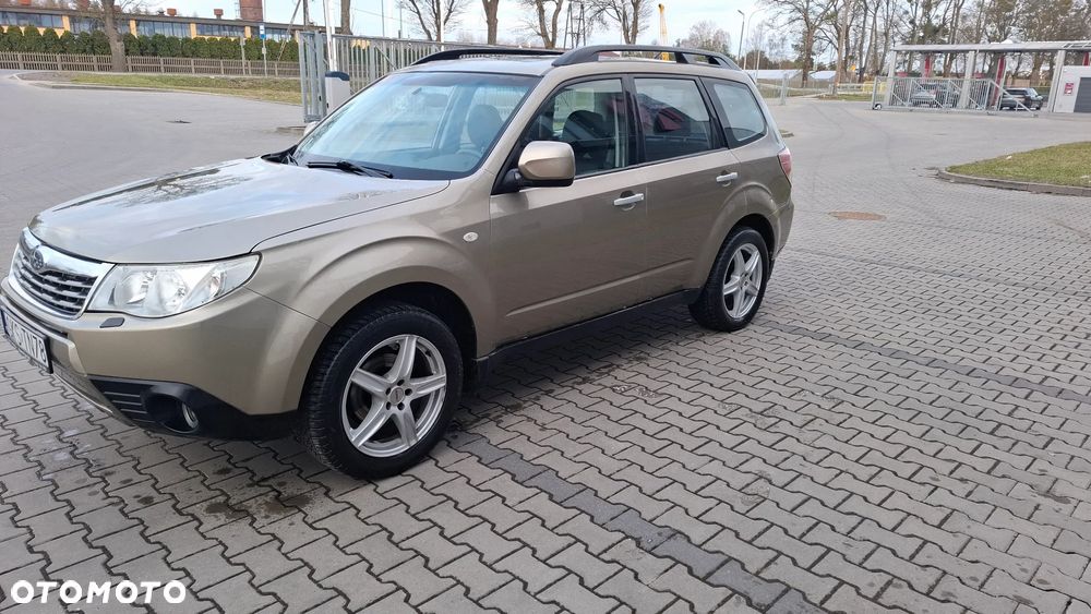 Subaru Forester 2.0X Automatik Exclusive - 3
