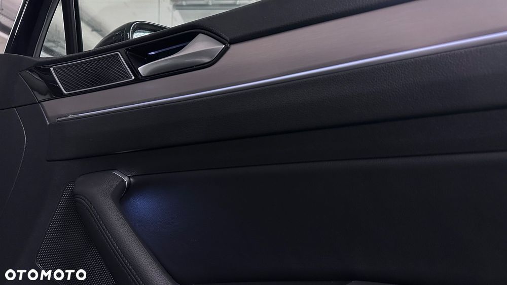 Volkswagen Passat 2.0 TDI SCR Highline DSG - 25