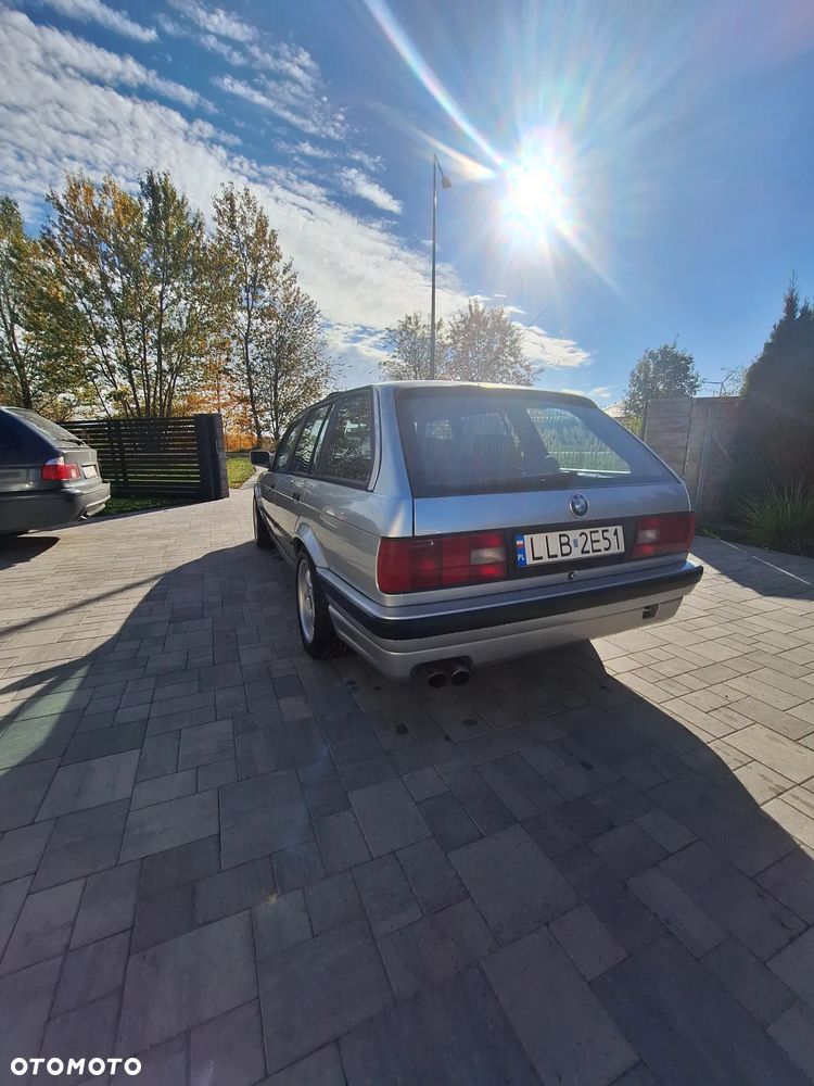 BMW Seria 3 318i - 17