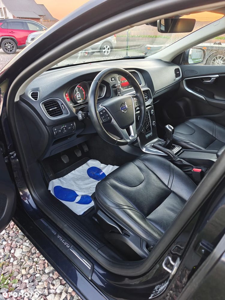 Volvo V40 D2 Summum - 12